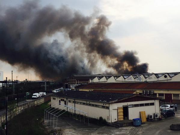 incendie courneuve entrepôt