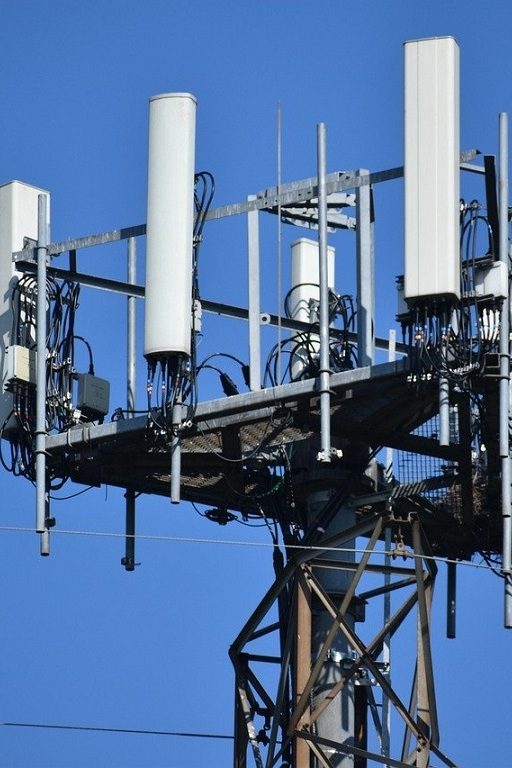 la 5G a un impact carbone et il faut mieux encadrer ses usages pour le limiter