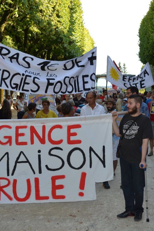 Manifestation pour déclarer l'état d'urgence climatique