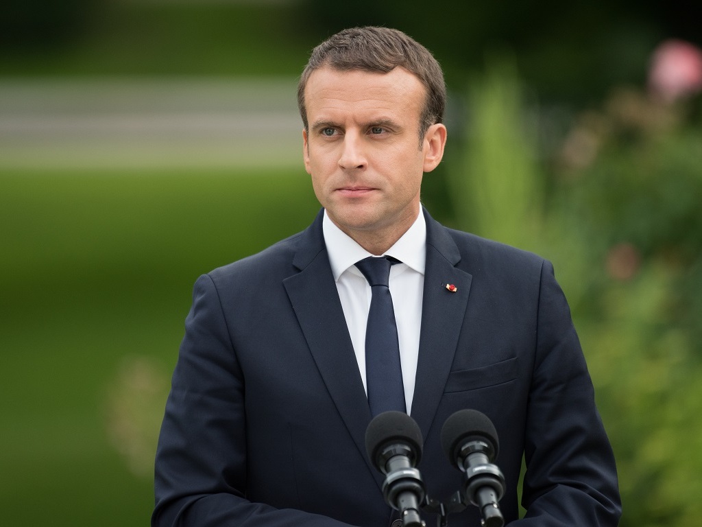 Emmanuel Macron avait reçu les membres de la Convention citoyenne pour le climat dans les jardins de l'Elysée. Aujourd'hui les relations entre les citoyens et le chef de l'Etat sont moins bucoliques.