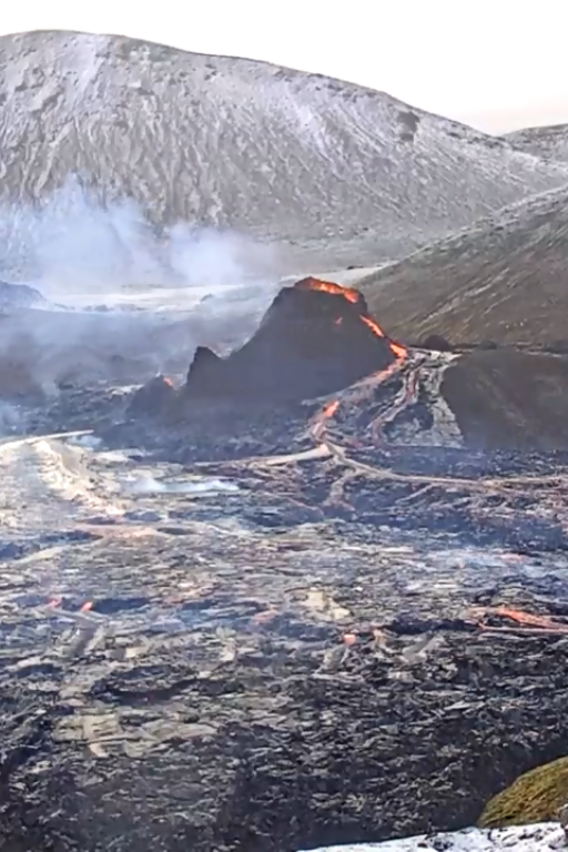 Un volcan est actuellement en éruption à quarante kilomètres de la capitale islandais Reykjavic.