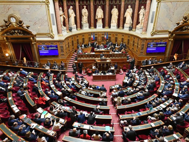 vote loi climat sénat critique gouvernement