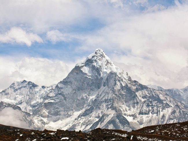 Alma Dablam everest