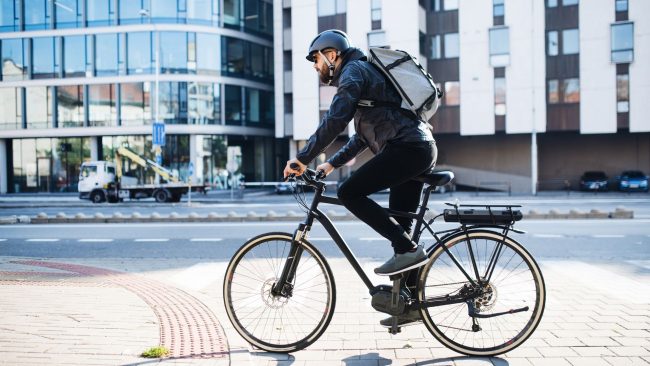 En dépit des problèmes de sécurité, les Français plébiscitent le vélo électrique