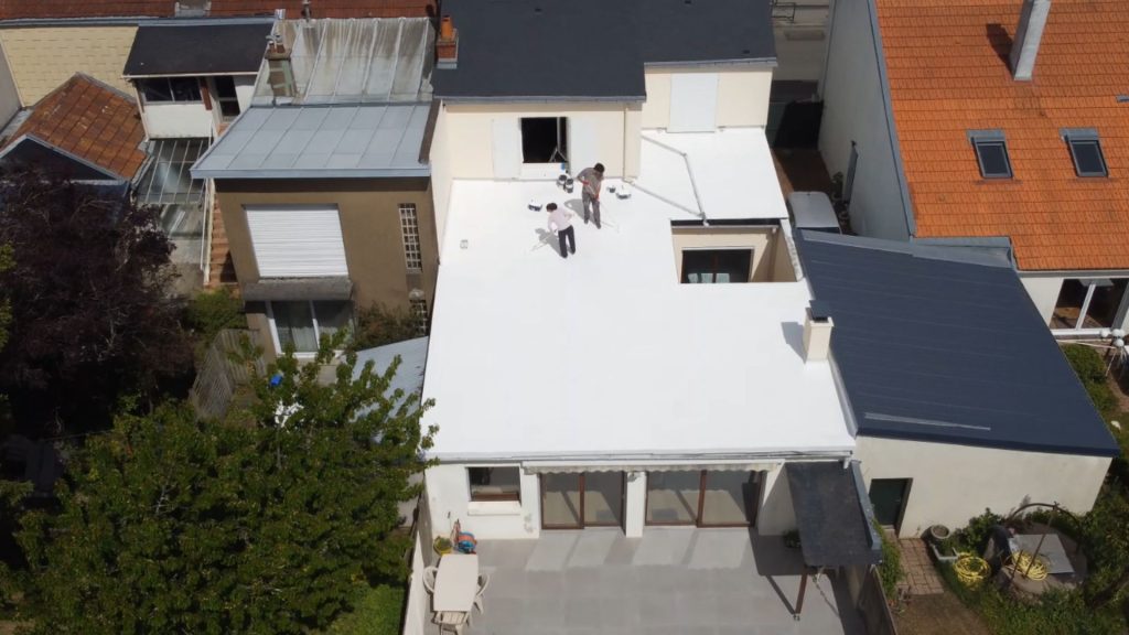 vue aérienne d'un chantier cool roofing