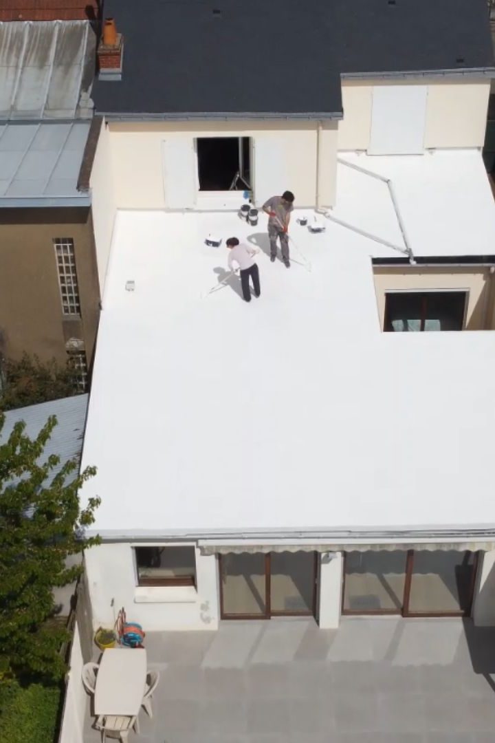 vue aérienne d'un chantier cool roofing