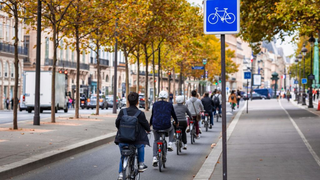 En 2023, les aides pour l'achat d'un vélo électrique existent toujours.