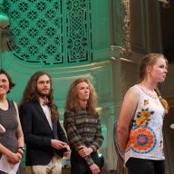 Les jeunes diplômés appellent à déserter un système complice d'une vie ecocide et climaticide