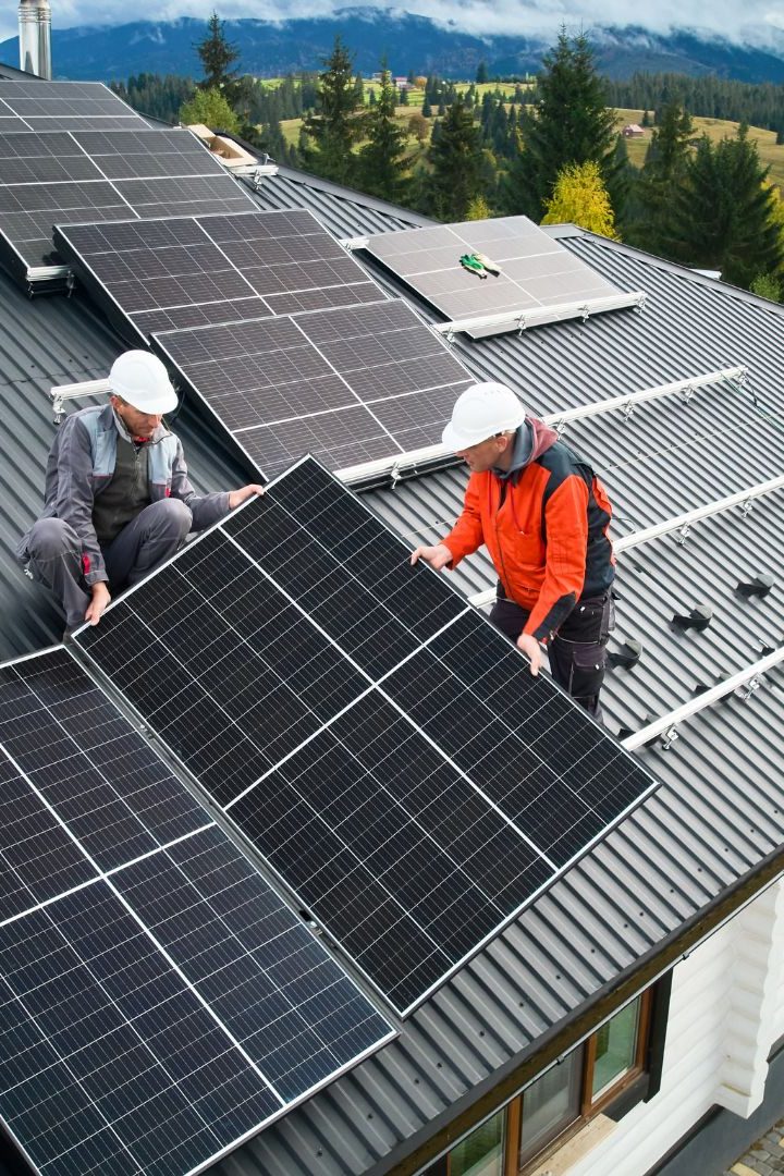 Les aides financières à l'installation de panneaux solaires augmente en France.