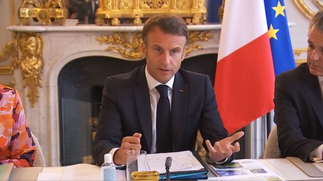 Emmanuel Macron présente sa planification écologique